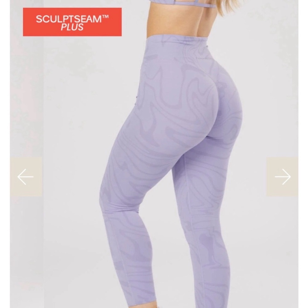 PARAGON lavender DesB SculptSeam Leggings